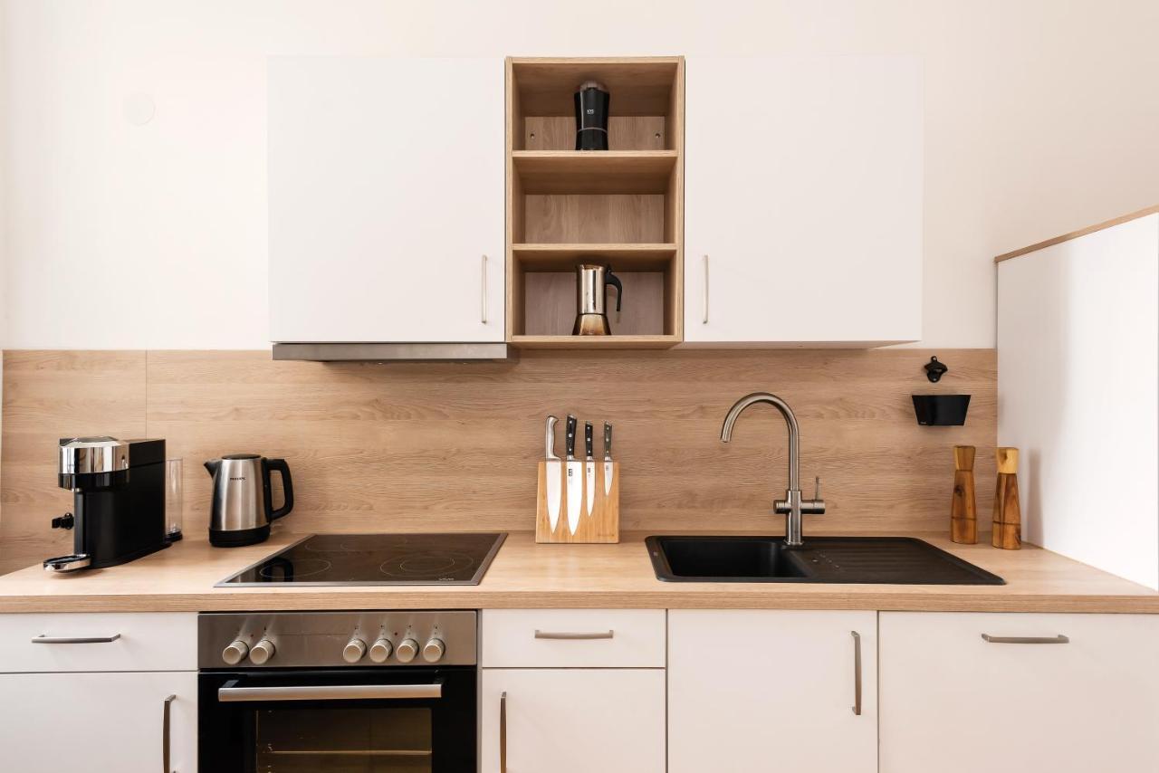 Appartamento 90sqm 2br Biz Loft - 5min Station Berlino