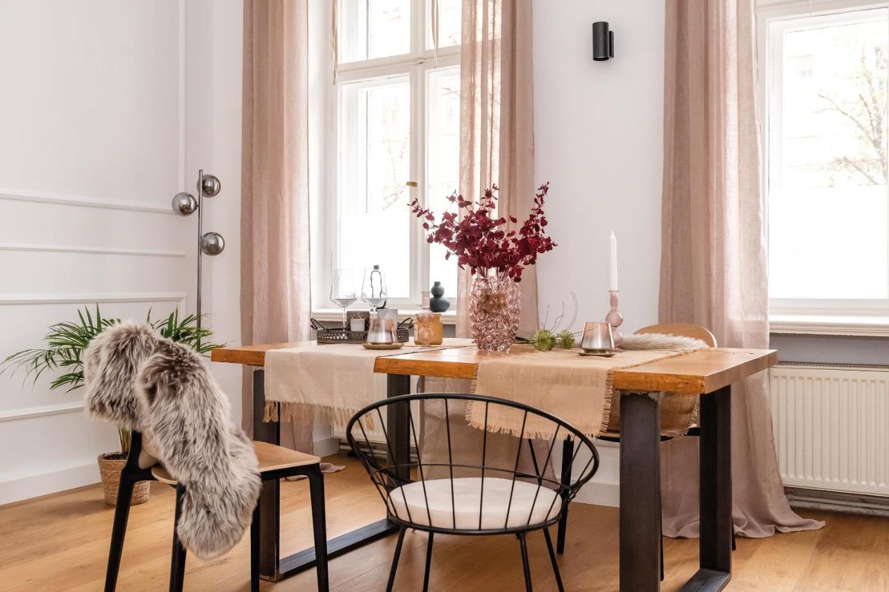 90sqm 2br Biz Loft - 5min Station Appartamento *