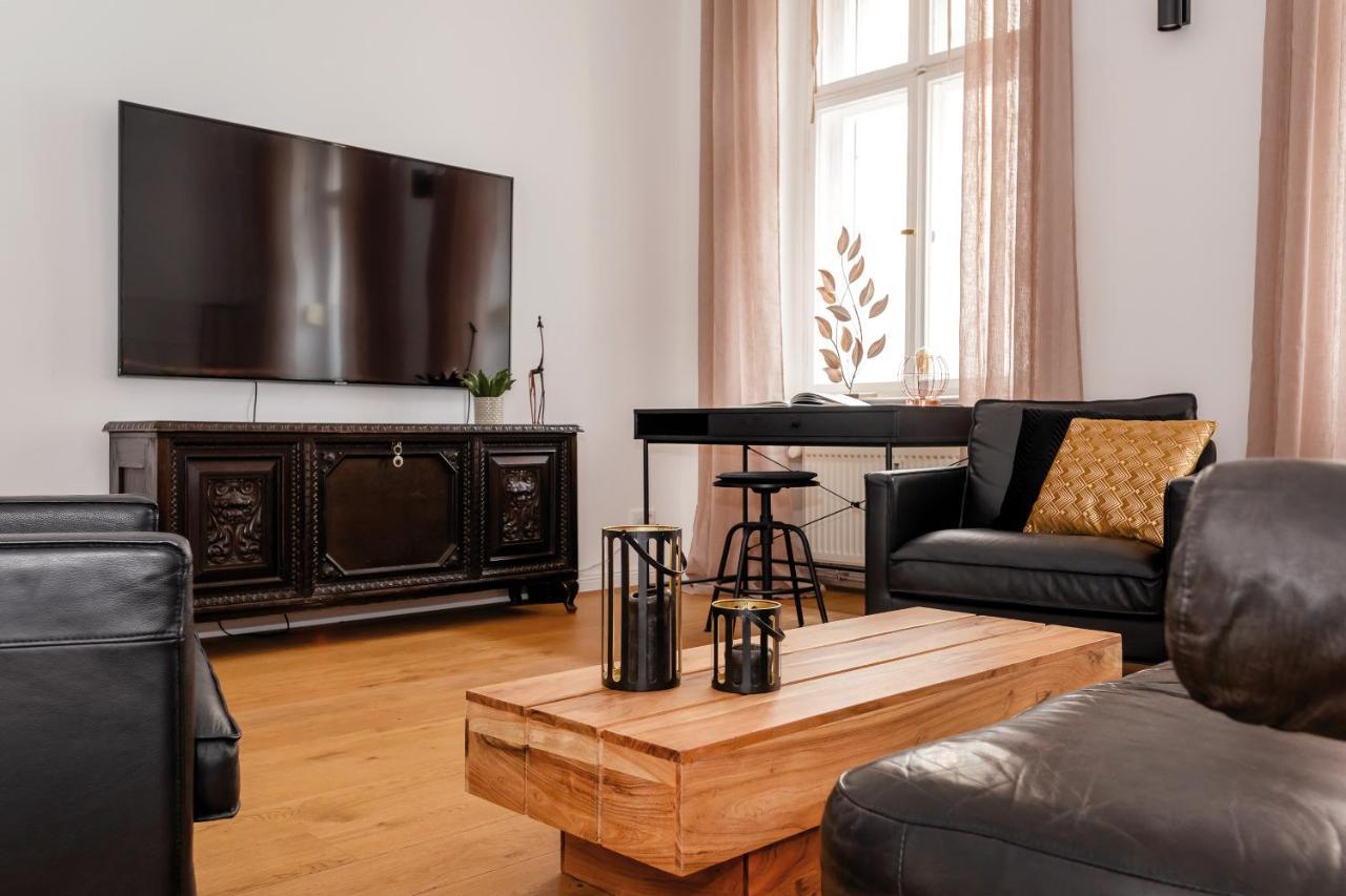 90sqm 2br Biz Loft - 5min Station Appartamento Berlino