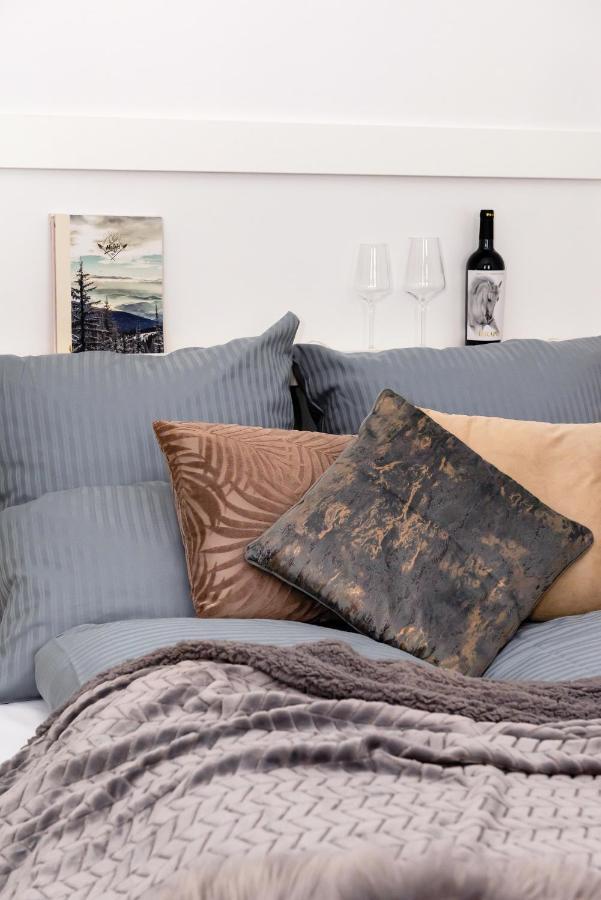 90sqm 2br Biz Loft - 5min Station Appartamento