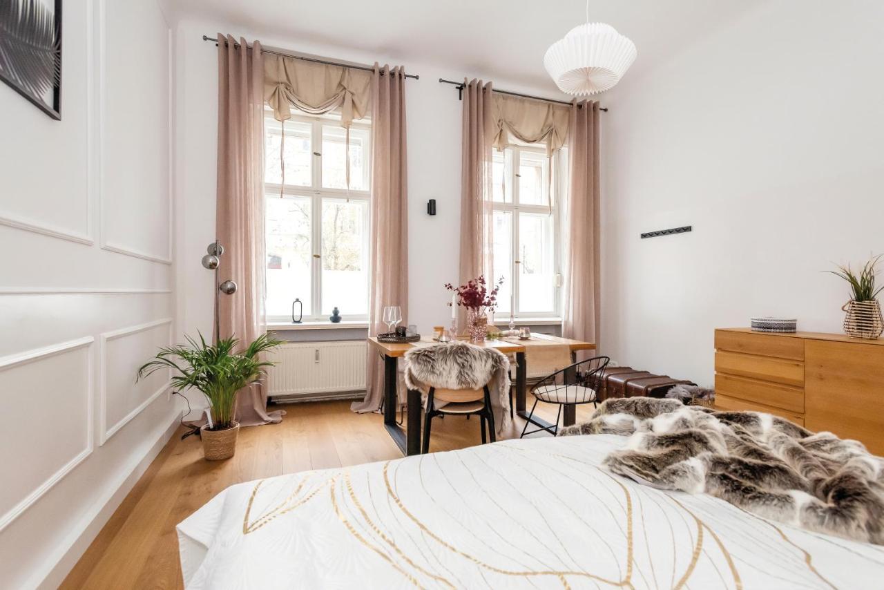 90sqm 2br Biz Loft - 5min Station Appartamento