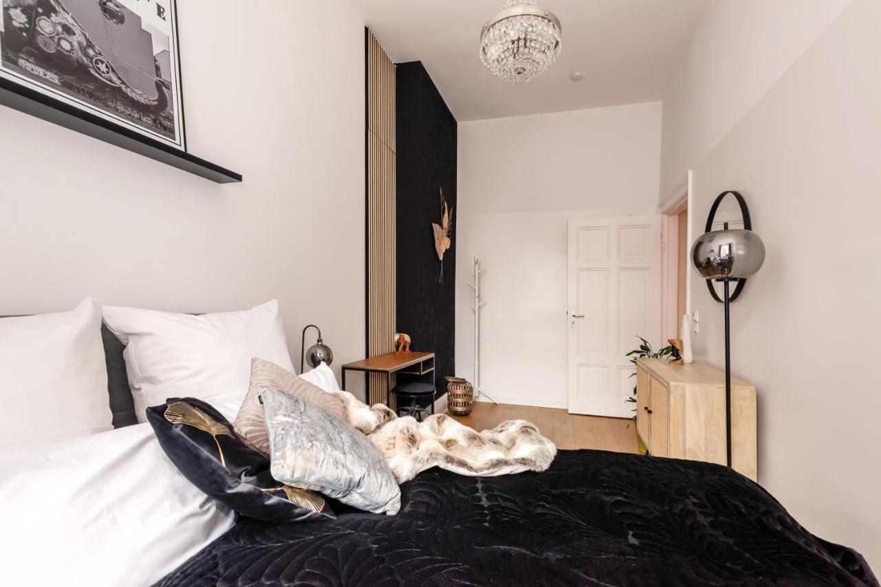 90sqm 2br Biz Loft - 5min Station Appartamento Berlino